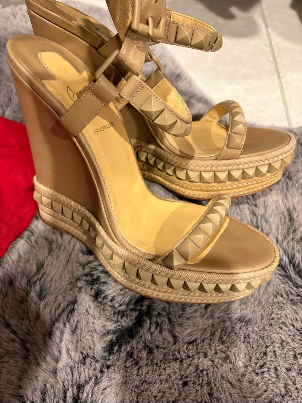 Christian Louboutin  Cataclou leather sandals Beige Studded Espadrille wedge 40